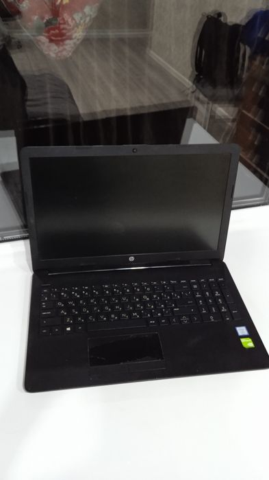 Продам ноутбук hp laptop