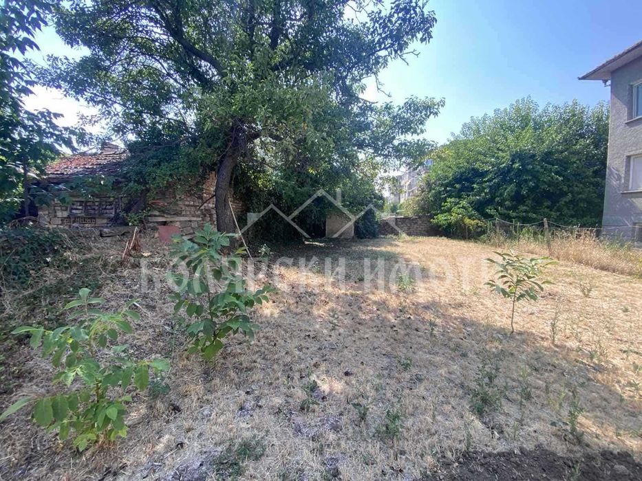 Продава се Къща в Павликени - 65 кв.м за 707 €/кв.м - Снимка #1