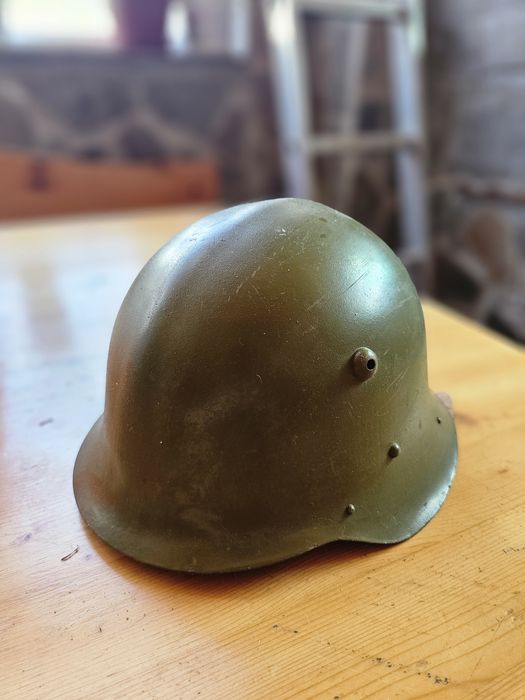 Българска военна каска