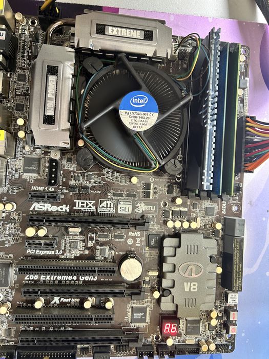 Placa de baza AsRock z68 Extreme 4 gen 3