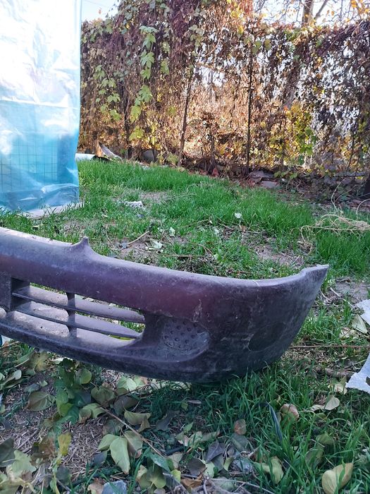 Продам бампер на нисан