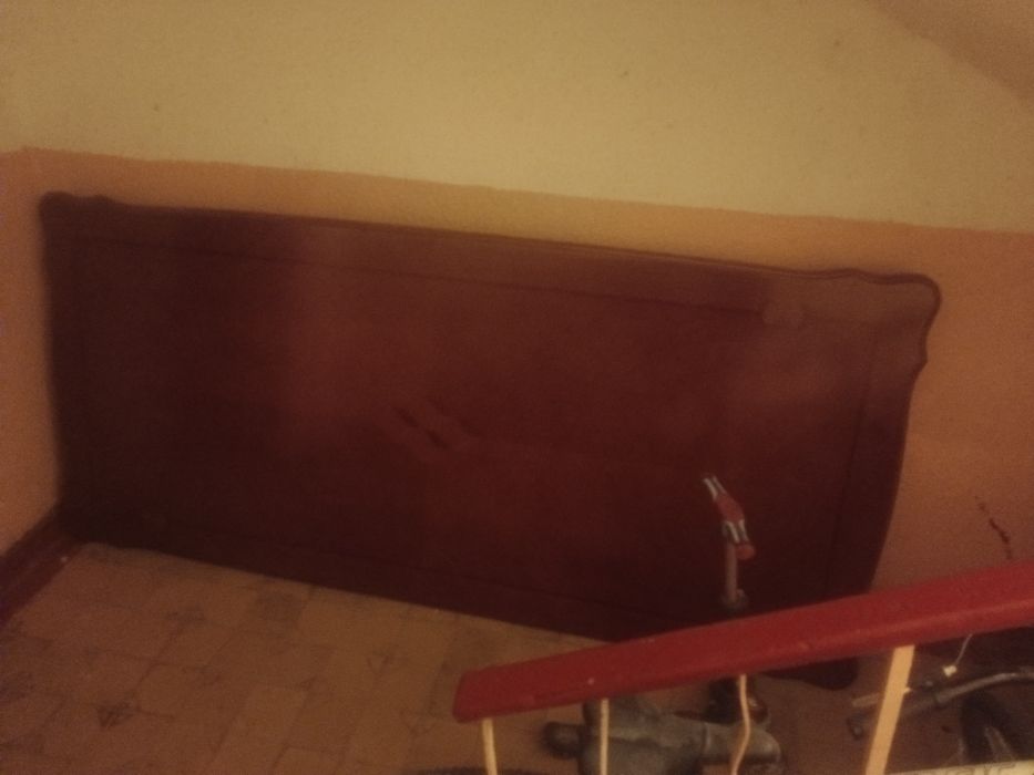 Продается большой стол