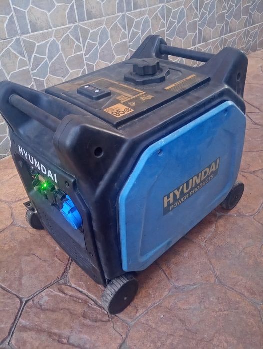 De vânzare generator  benzina Hyundai 6,6kva