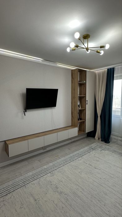 Продам 2х квв. квартиру  Район 11 мкр