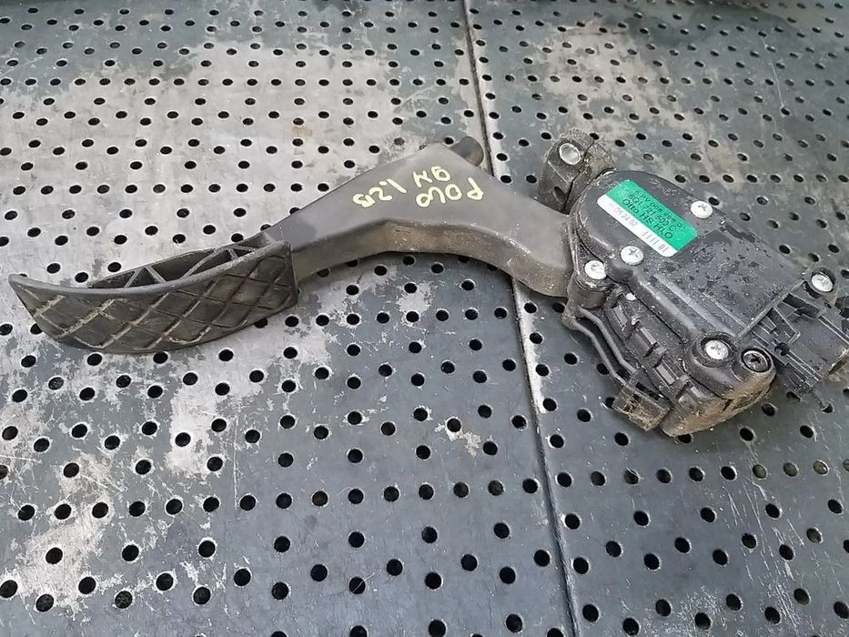 Pedala acceleratie 1.2 b vw polo 9n 6pv00849601 6q1721503c