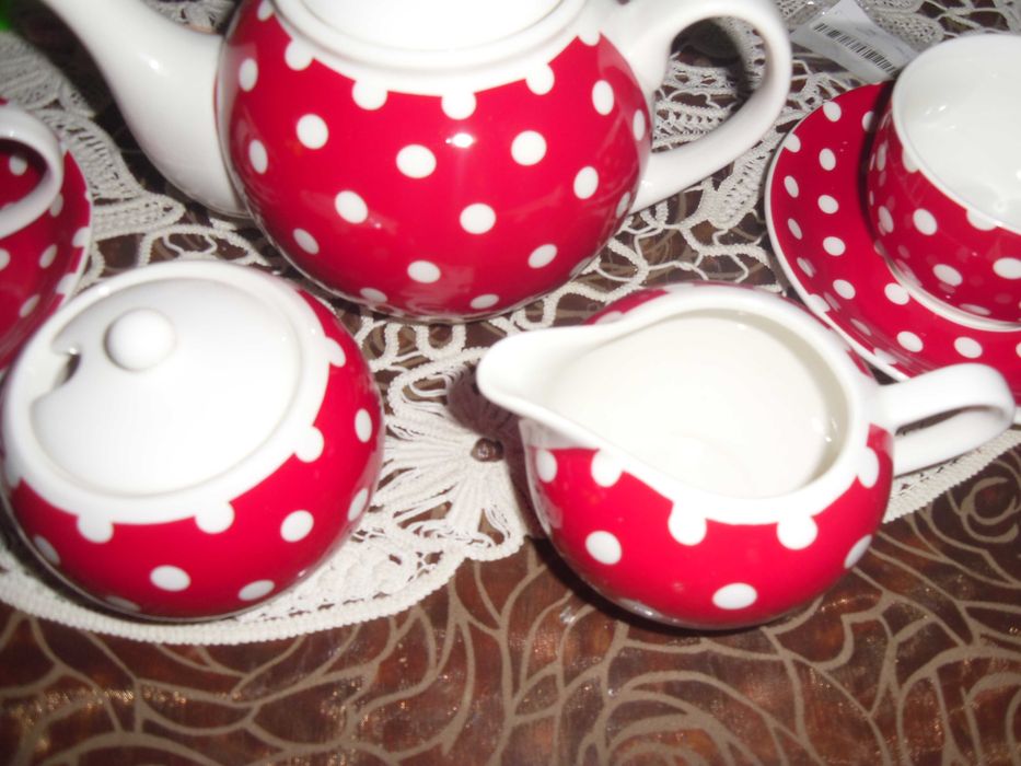 serviciu  cesti mari ceai cu ceainic