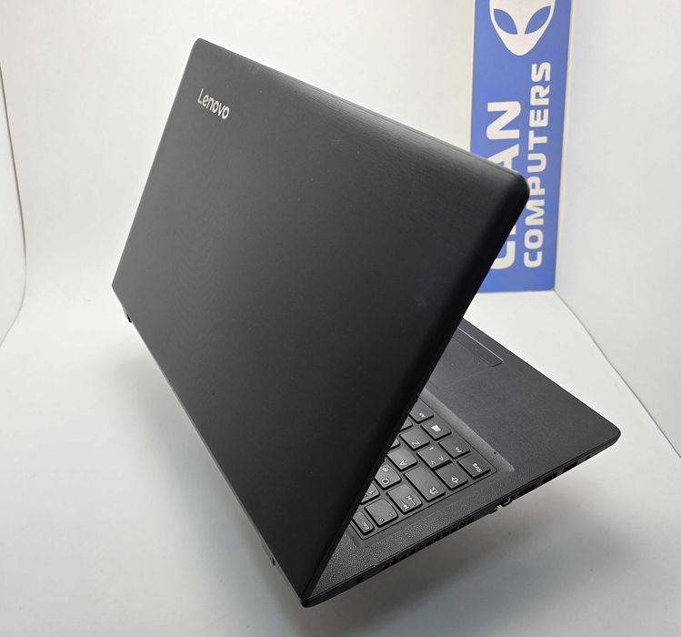 Lenovo IdeaPad 110-15ISK  i5 6200U/8GB/250SSD/AMD R5-M330-2GB
