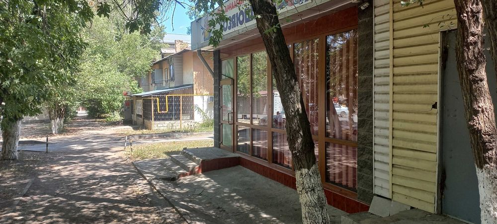 садается в аренду помещение