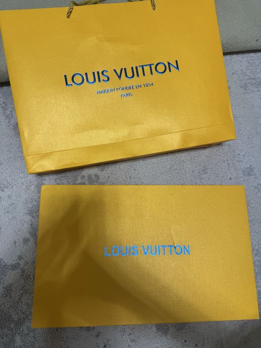 Шелковый платок в стиле Louis Vuitton
