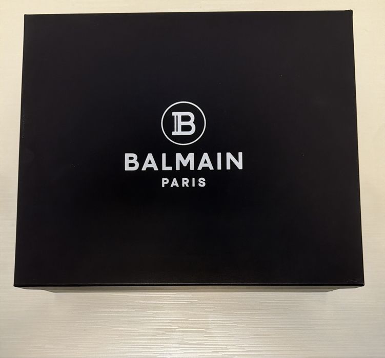Balmain Unicorn Triple Black