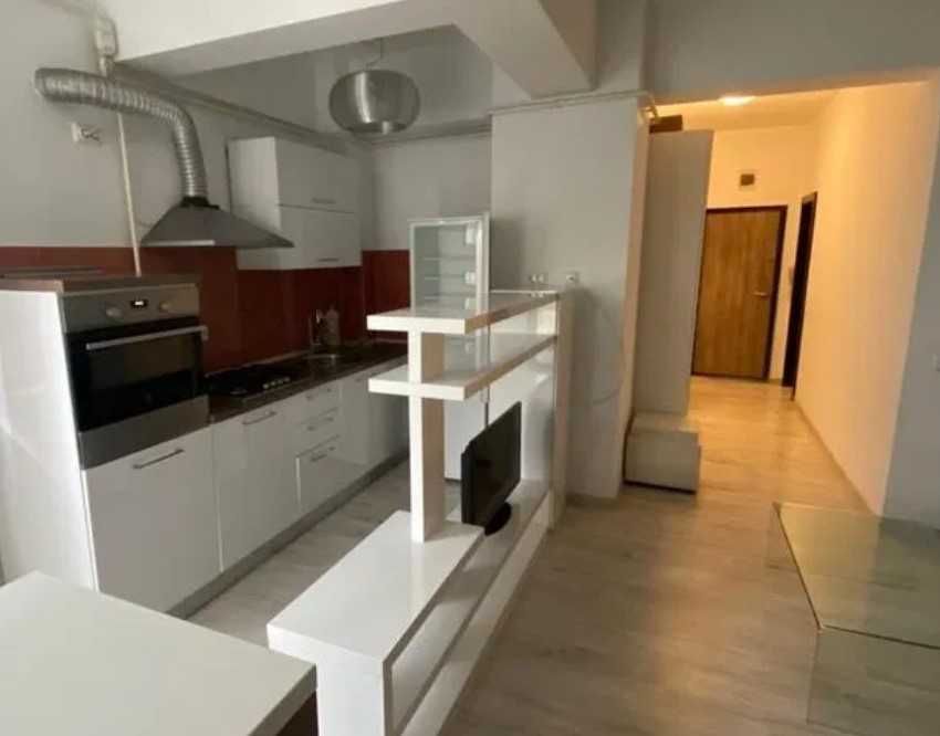 Дава се под наем Двустаен апартамент в Пловдив, Гагарин - 65 кв.м за 321.3 € - Снимка #2