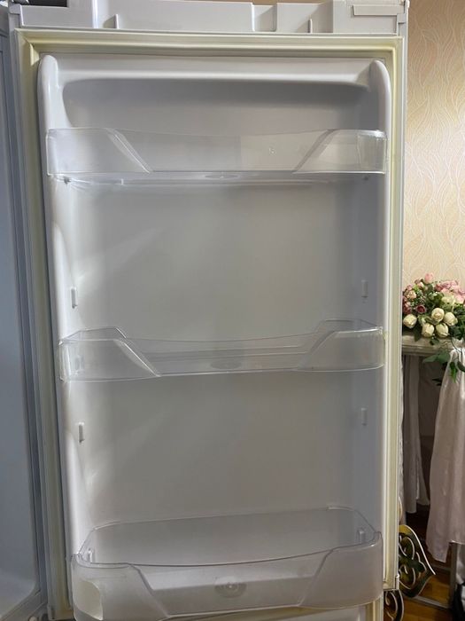 Продам холодильник срочно