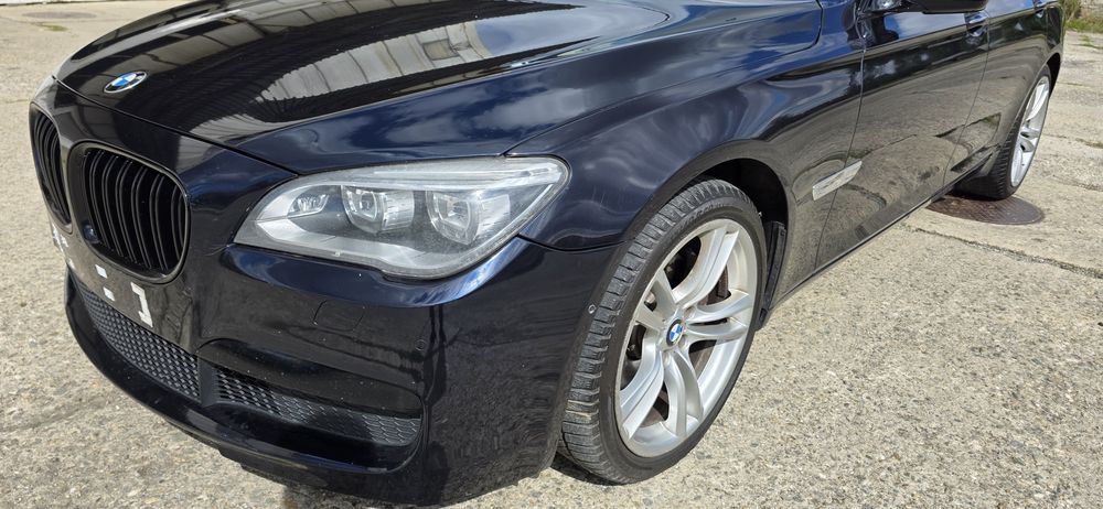 Dezmembrez BMW Seria 7 F01 F02  E65 E66 730d 740d 245cp 258cp