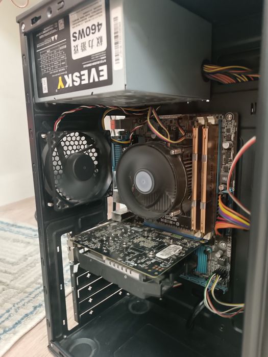 Компьютер 1050 2 Гб   обмен есть