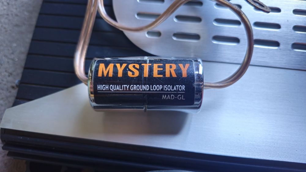 Сабвуфер HERTZ + Моноблок CLARION 2000Вт