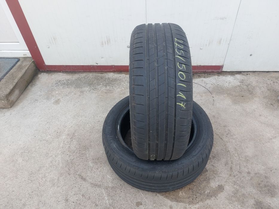 150 lei bucata! Doua anvelope RUNFLAT de vara 225 50 r17 Bridgestone