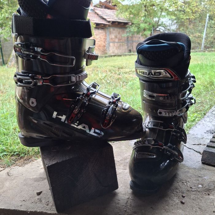 Ски ,обувки HEAD.