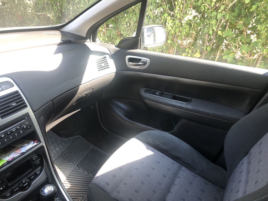 Пежо307 комби + зим.гуми