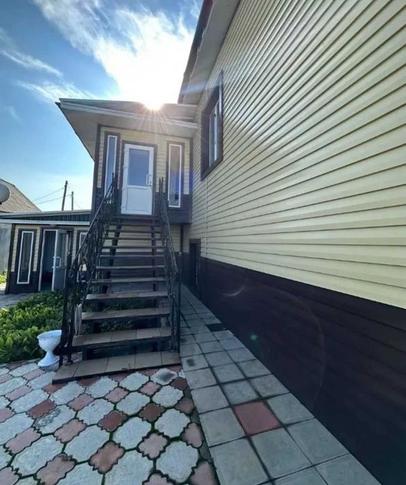 благоустроенный коттедж в черте города