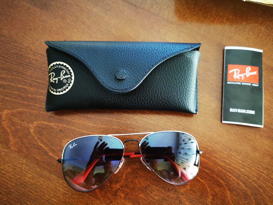 Ochelari de soare noi