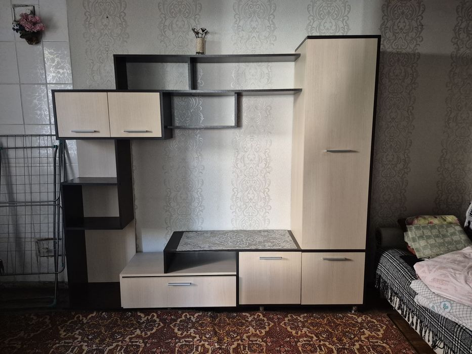 Продаётся стенка в гостиную