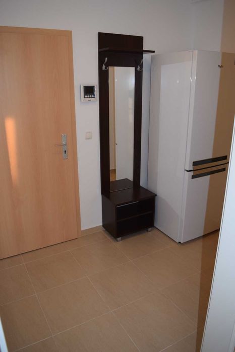 Proprietar inchiriez studio in Avangarden Tractorul langa Mall Coresi