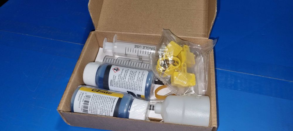 Kit Aerisire Frane MAGURA HQCM - NOU - Include 120ml Ulei Mineral