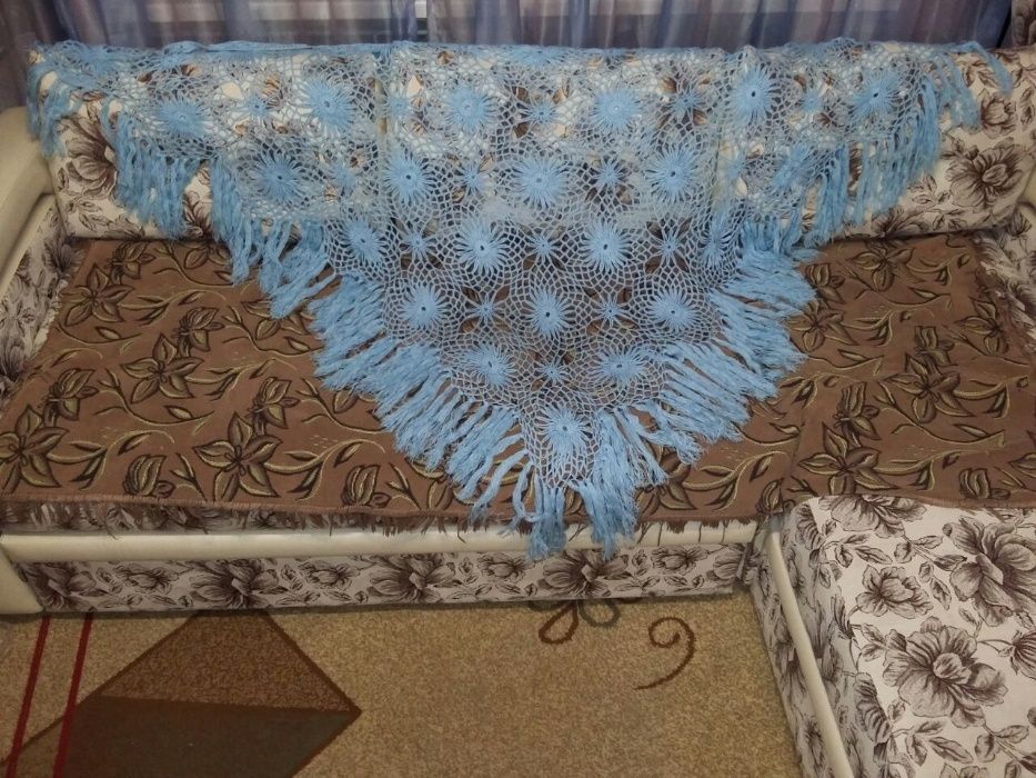 Продам красивую шаль