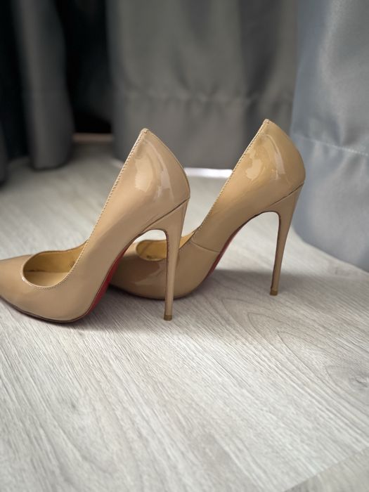 Дамски обувки на висок ток 38