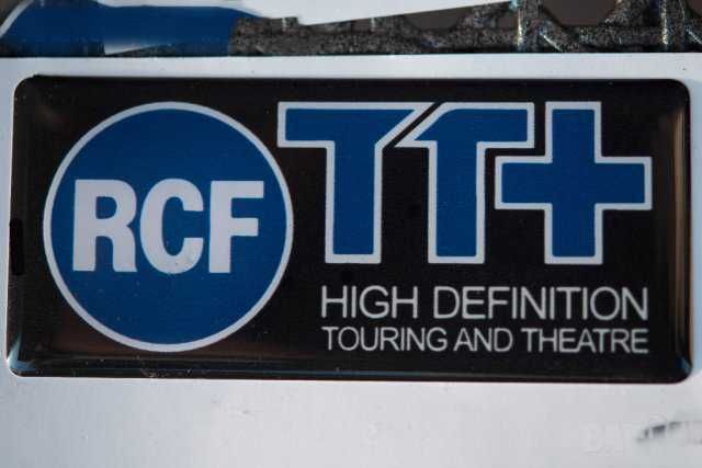 Обемни стикери Лого за тонколони