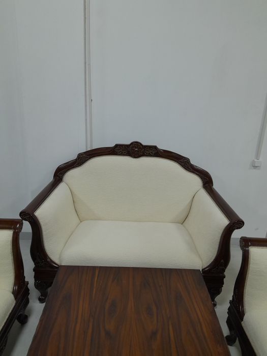 Мягкая мебель. Диван и два кресла