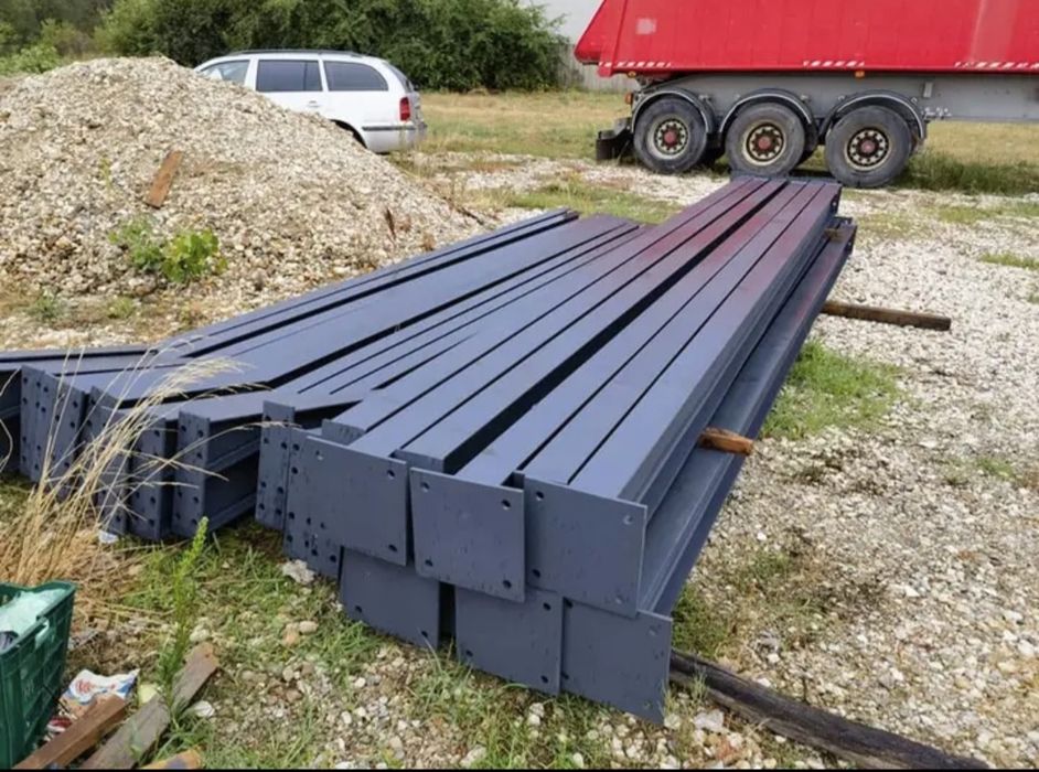 Am o structura metalică 10x20x4 3500€