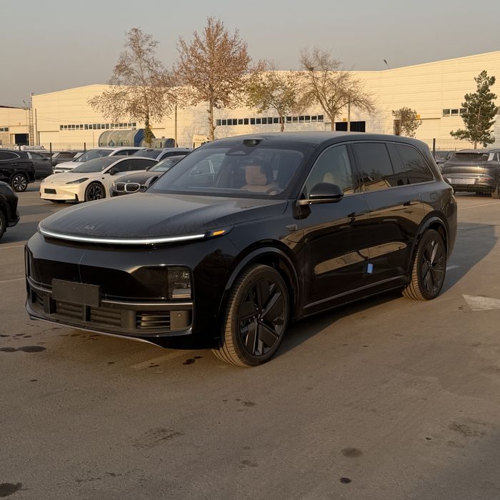 LIXIANG L9 ULTRA (2026 Restling)