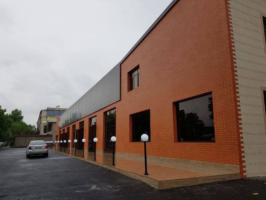 Продажа комерческое здание яшнабад район рынок Кадышева 23 сотки