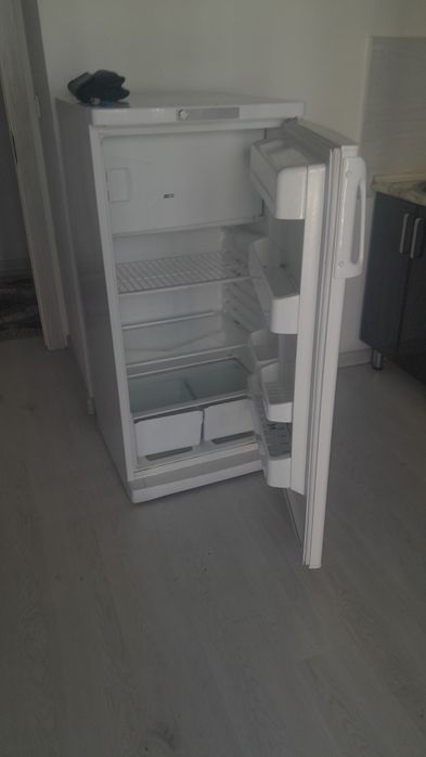 Холодильник Indesit