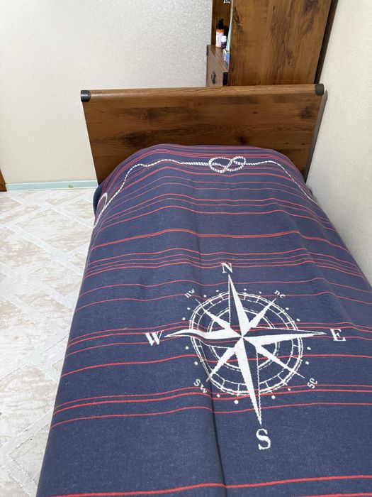 Кровать, односпальная