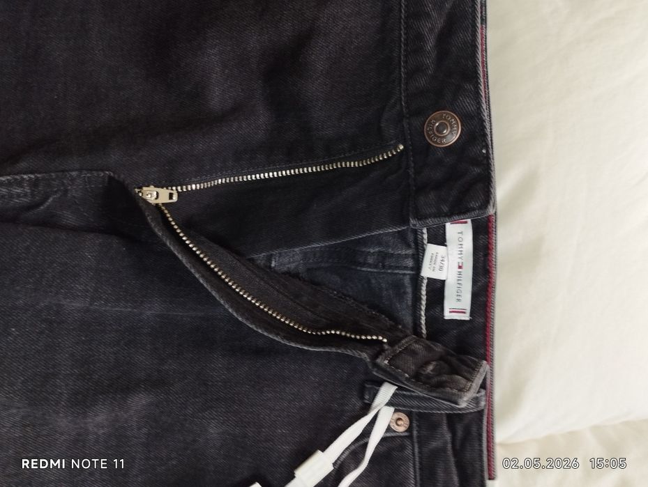 Мужские джинсы черного цвета размер 34/30 TOMMY HILFIGER .Оригинал .