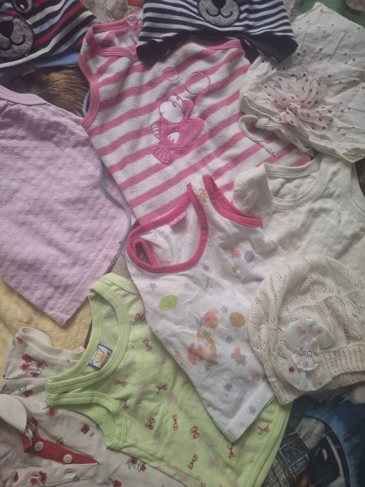 Продам детские вещи