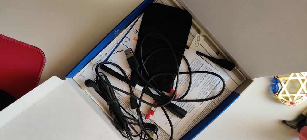 Nokia N8 в хорошем состоянии