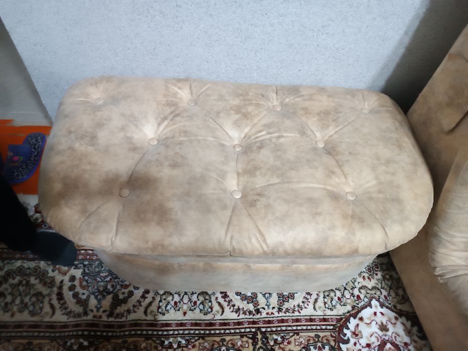 Продам мягкий диван