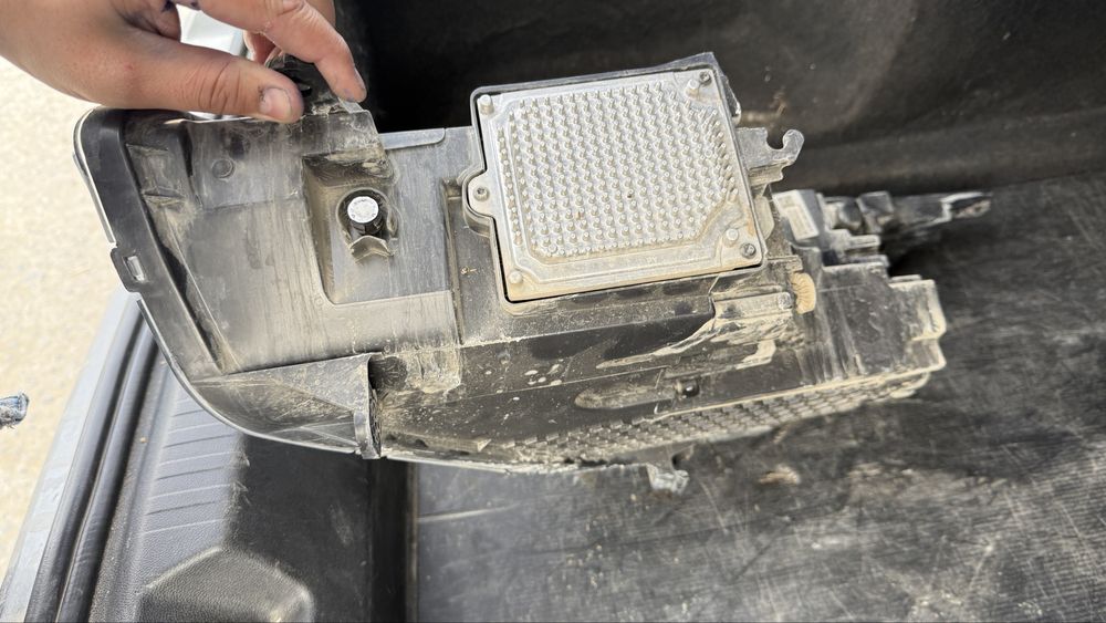 Jac J7 фара передный