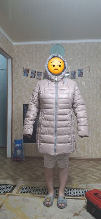 Продам зимние куртки