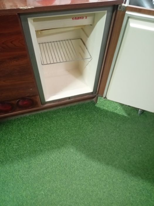 Продам холодильник бар
