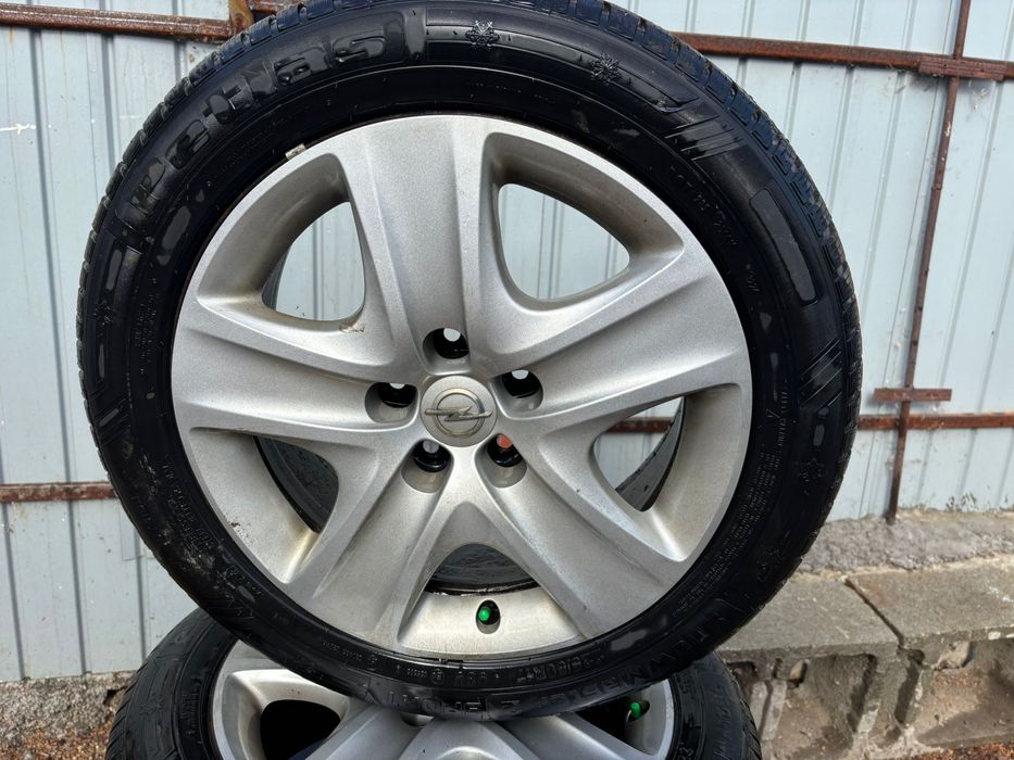Cauciucuri de iarna 225/50 R17 Petlas NOI