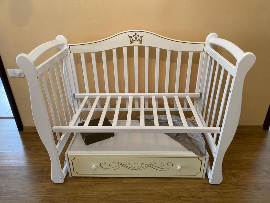 Манеж Julia срочно продам