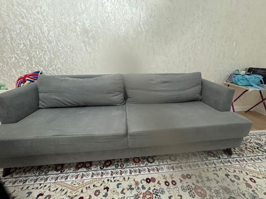 Продам раздвижной диван