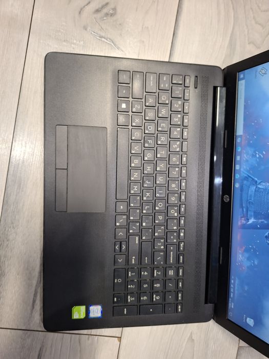 Hp 15da-i5 8250u/8гб/256гб м.2+1TB/MX110