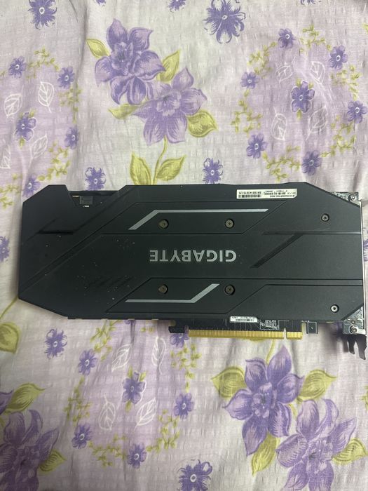 Placa Video RTX 2060 SUPER Windforce OC 8GB
