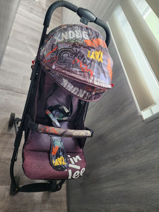 Продается детская коляска