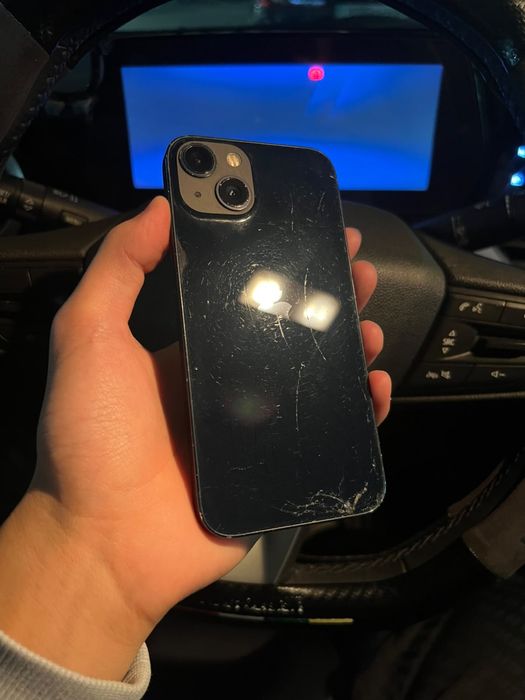 iPhone 13 (256гб)